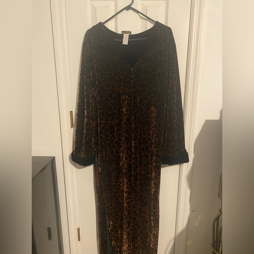 cheetah print aabaya dress